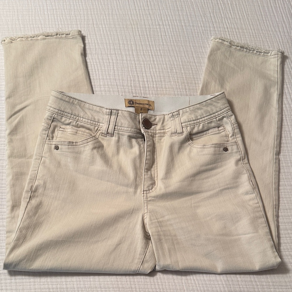 Democracy Women's Off-White Jeans